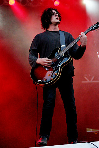 2004-06-26 - Black Rebel Motorcycle Club från Hurricane - Southside, Hamburg