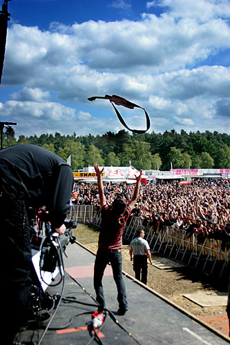 2004-06-26 - The (International) Noise Conspiracy från Hurricane - Southside, Hamburg