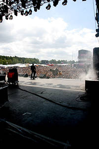2004-06-26 - Danko Jones från Hurricane - Southside, Hamburg