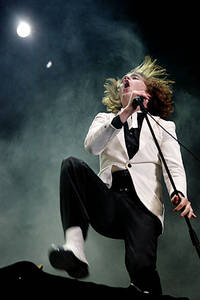 2004-06-26 - The Hives från Hurricane - Southside, Hamburg
