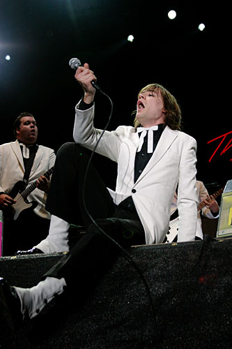 2004-06-26 - The Hives från Hurricane - Southside, Hamburg