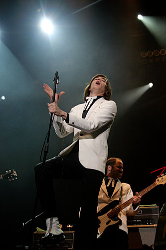 2004-06-26 - The Hives från Hurricane - Southside, Hamburg