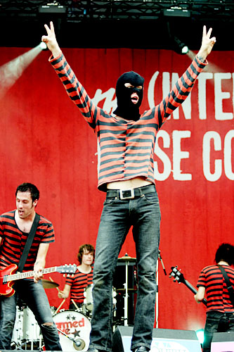 2004-06-26 - The (International) Noise Conspiracy från Hurricane - Southside, Hamburg