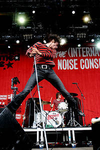 2004-06-26 - The (International) Noise Conspiracy från Hurricane - Southside, Hamburg