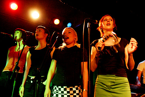 2004-07-07 - The Legends från Peace & Love, Borlänge