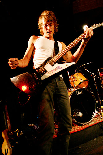 2004-07-07 - Bom Bom från Peace & Love, Borlänge