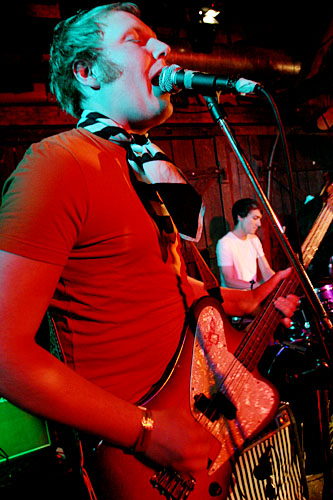 2004-07-08 - Love Is All från Peace & Love, Borlänge