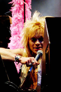 2004-07-08 - Hanoi Rocks från Peace & Love, Borlänge