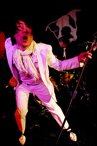 2004-07-09 - Empire Dogs från Peace & Love, Borlänge