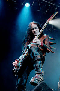 2004-07-14 - Cradle Of Filth från Arvikafestivalen, Arvika