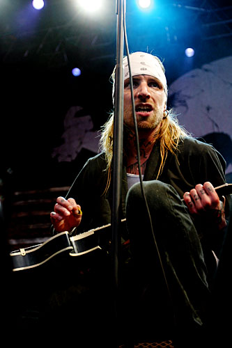 2004-07-22 - Backyard Babies från Kalas Lysekil, Lysekil