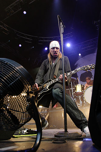 2004-07-22 - Backyard Babies från Kalas Lysekil, Lysekil