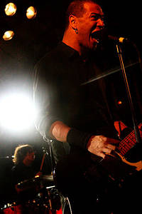 2004-07-29 - Danko Jones från Storsjöyran, Östersund