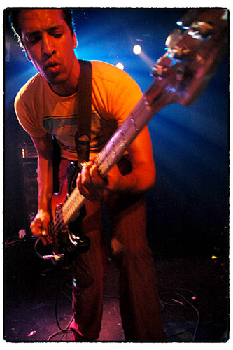 2004-04-02 - The Metric från Debaser Slussen, Stockholm