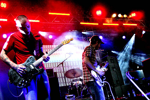2004-08-26 - Modest Mouse från Reading Festival, Reading