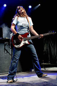 2004-08-26 - The Donnas från Reading Festival, Reading