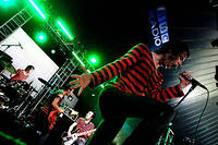 2004-08-26 - The (International) Noise Conspiracy från Reading Festival, Reading