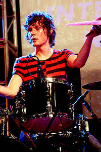 2004-08-26 - The (International) Noise Conspiracy från Reading Festival, Reading