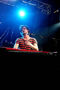 2004-08-26 - The (International) Noise Conspiracy från Reading Festival, Reading