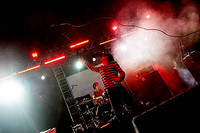 2004-08-26 - The (International) Noise Conspiracy från Reading Festival, Reading