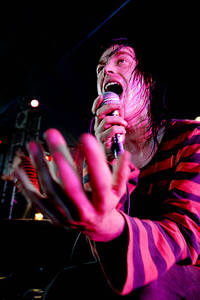 2004-08-26 - The (International) Noise Conspiracy från Reading Festival, Reading