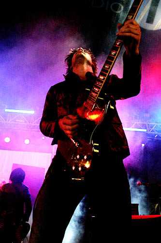 2004-08-26 - The (International) Noise Conspiracy från Reading Festival, Reading