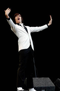 2004-08-26 - The Hives från Reading Festival, Reading
