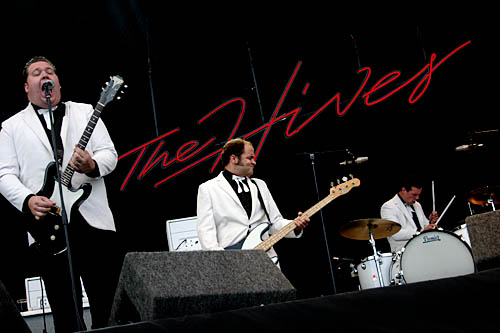 2004-08-26 - The Hives från Reading Festival, Reading