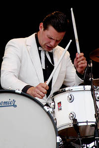 2004-08-26 - The Hives från Reading Festival, Reading
