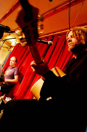 2004-08-30 - The Soundtrack Of Our Lives från Slussens Pensionat, Orust 2004-08-30 - The Soundtrack Of Our Lives från Slussens Pensionat, Orust