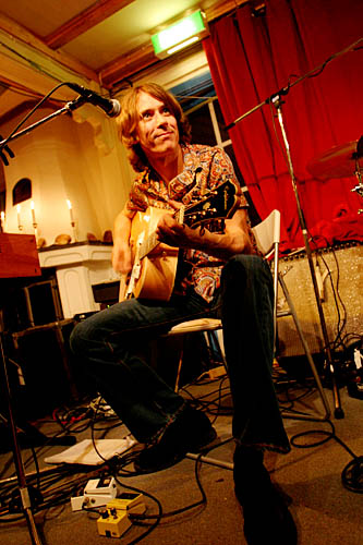 2004-08-30 - The Soundtrack Of Our Lives från Slussens Pensionat, Orust 2004-08-30 - The Soundtrack Of Our Lives från Slussens Pensionat, Orust