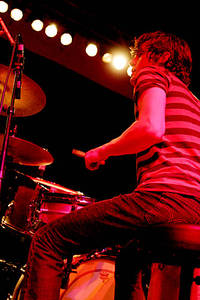 2004-09-09 - The (International) Noise Conspiracy från Heartattack, Stockholm