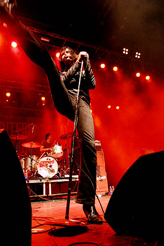 2004-09-09 - The (International) Noise Conspiracy från Heartattack, Stockholm