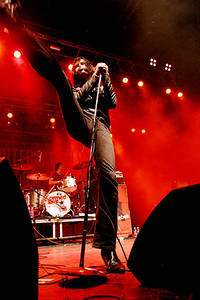 2004-09-09 - The (International) Noise Conspiracy från Heartattack, Stockholm