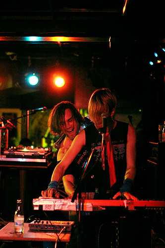 2004-09-08 - Jmyhaze Beatbox från Faktum stödgala, Göteborg