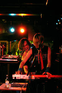 2004-09-08 - Jmyhaze Beatbox från Faktum stödgala, Göteborg