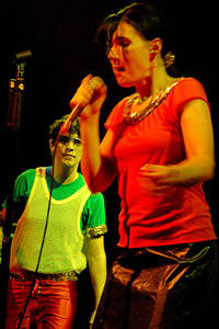 2004-09-30 - Le Tigre från Mondo, Stockholm