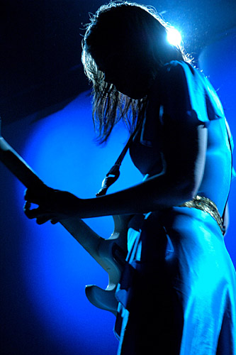 2004-09-30 - Le Tigre från Mondo, Stockholm