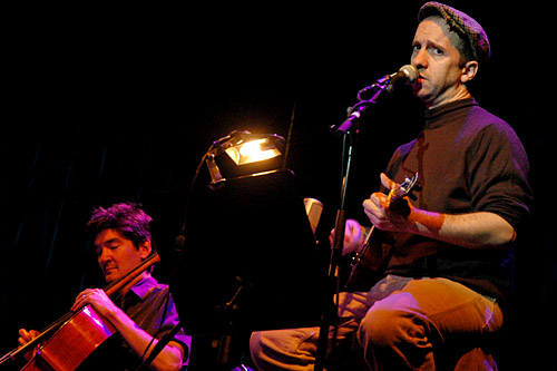 2004-10-02 - The Magnetic Fields från Chinateatern, Stockholm