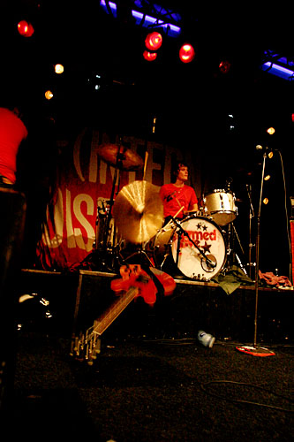 2004-10-01 - The (International) Noise Conspiracy från Sticky Fingers, Göteborg