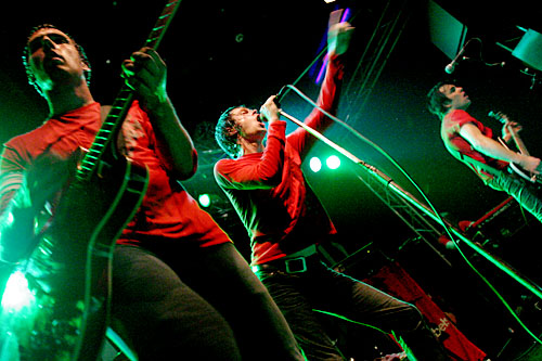 2004-10-01 - The (International) Noise Conspiracy från Sticky Fingers, Göteborg