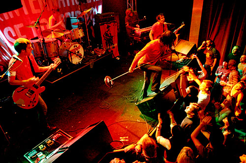 2004-10-01 - The (International) Noise Conspiracy från Sticky Fingers, Göteborg