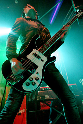 2004-10-01 - The (International) Noise Conspiracy från Sticky Fingers, Göteborg