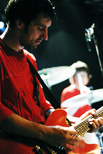 2004-10-07 - The (International) Noise Conspiracy från The Tivoli, Helsingborg