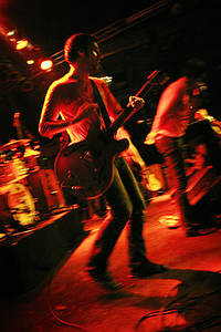 2004-10-07 - The (International) Noise Conspiracy från The Tivoli, Helsingborg