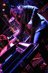 2004-10-07 - The (International) Noise Conspiracy från The Tivoli, Helsingborg