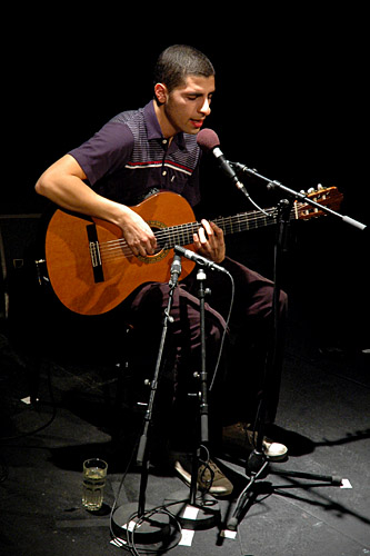 2004-10-11 - José González från Södra Teatern, Stockholm 2004-10-11 - José González från Södra Teatern, Stockholm