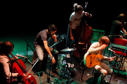 2004-10-11 - Melpo Mene från Södra Teatern, Stockholm
