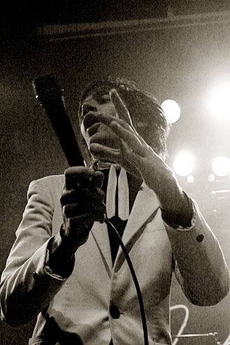 2004-10-30 - The Hives från Trädgår'n, Göteborg