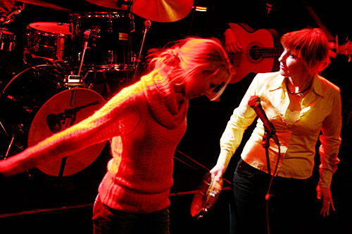 2004-11-04 - Raymond&Maria från Sticky Fingers, Göteborg
